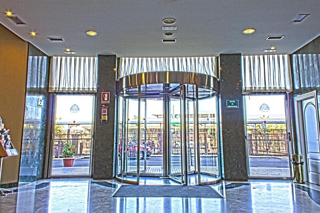 Checkin Madrid Parla Hotel Exterior photo