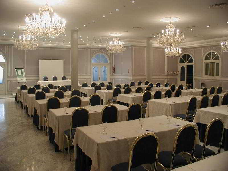Checkin Madrid Parla Hotel Exterior photo